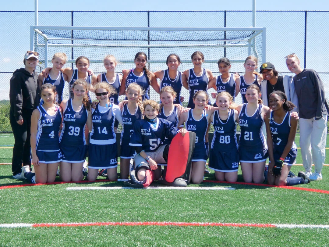 stj-field-hockey-team-photo