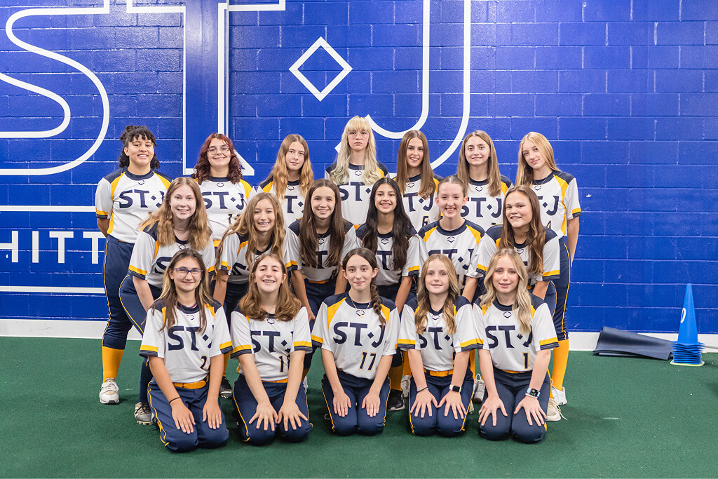 softball-team-photo