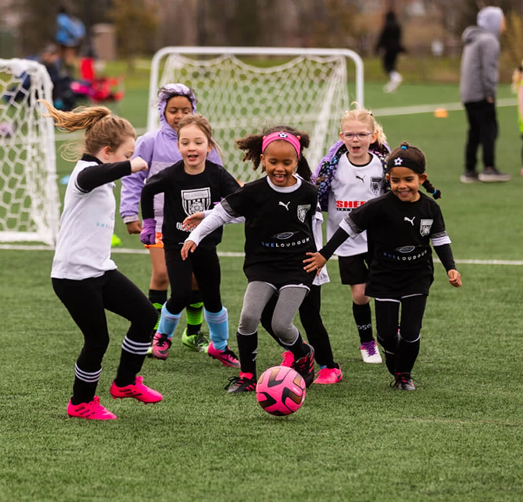 rec-soccer-group-of-girls