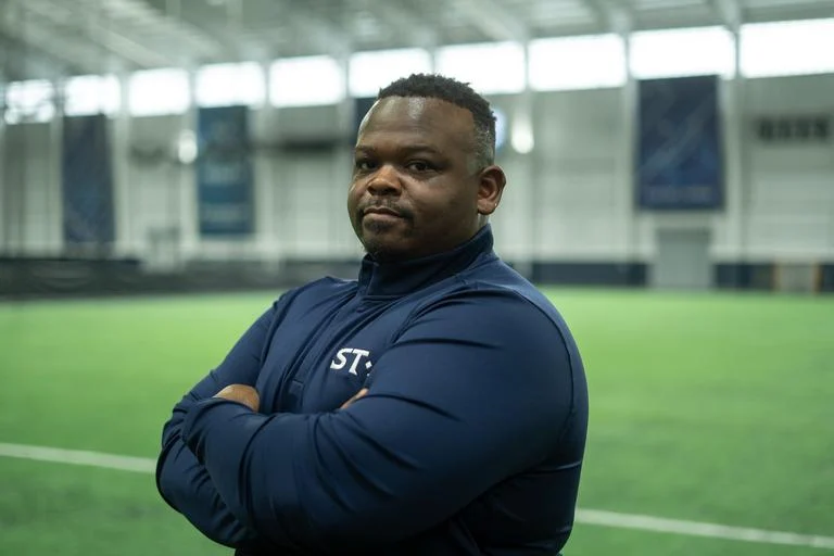 nigel cross, wrestling coach at the st. james