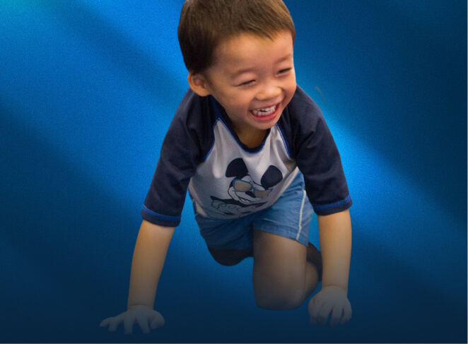 toddler-tumbling-mobile