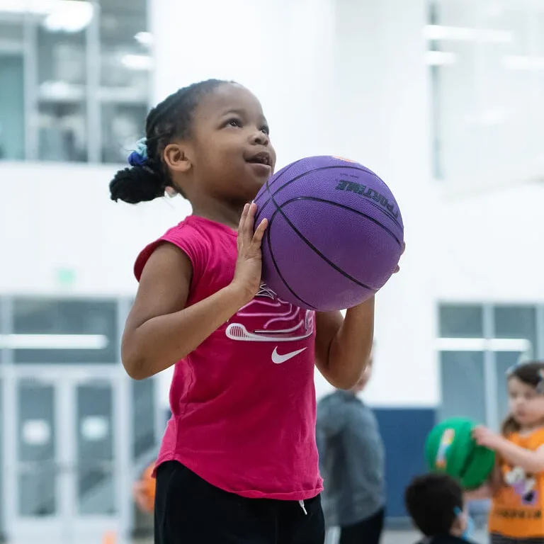 learn-to-play-basketball-girl