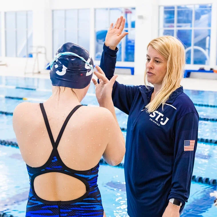 swimming-lessons-coach-athlete